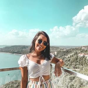 Meet your Posher, Geovana